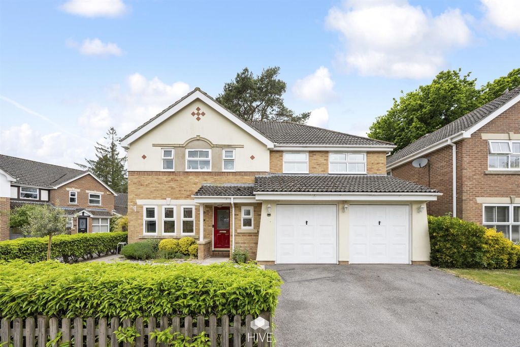 Property photo 1 of 25 Hillmeadow