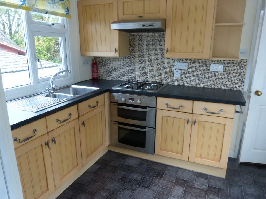 Property photo 2 of 13 Kitchen