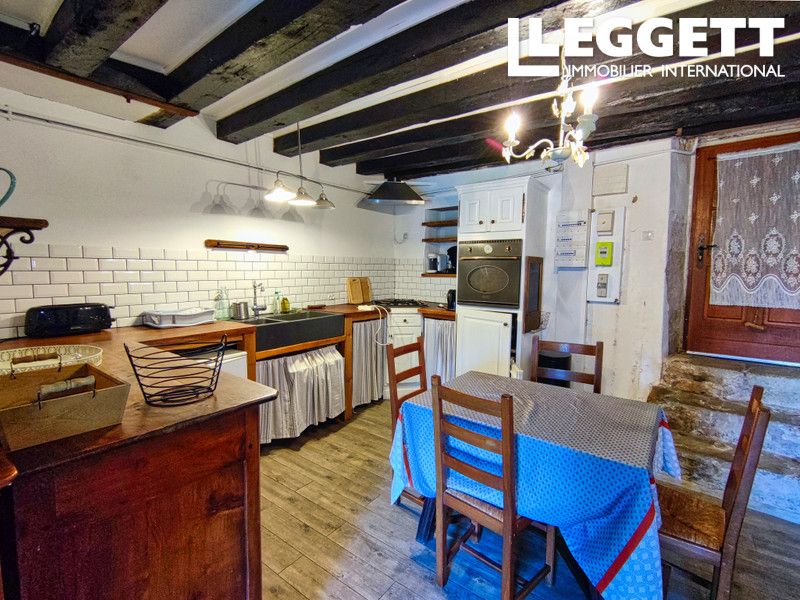 Property photo 2 of 10