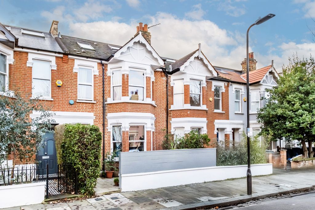 Property photo 1 of 10