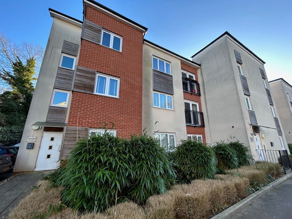 Property photo 1 of 7 Front