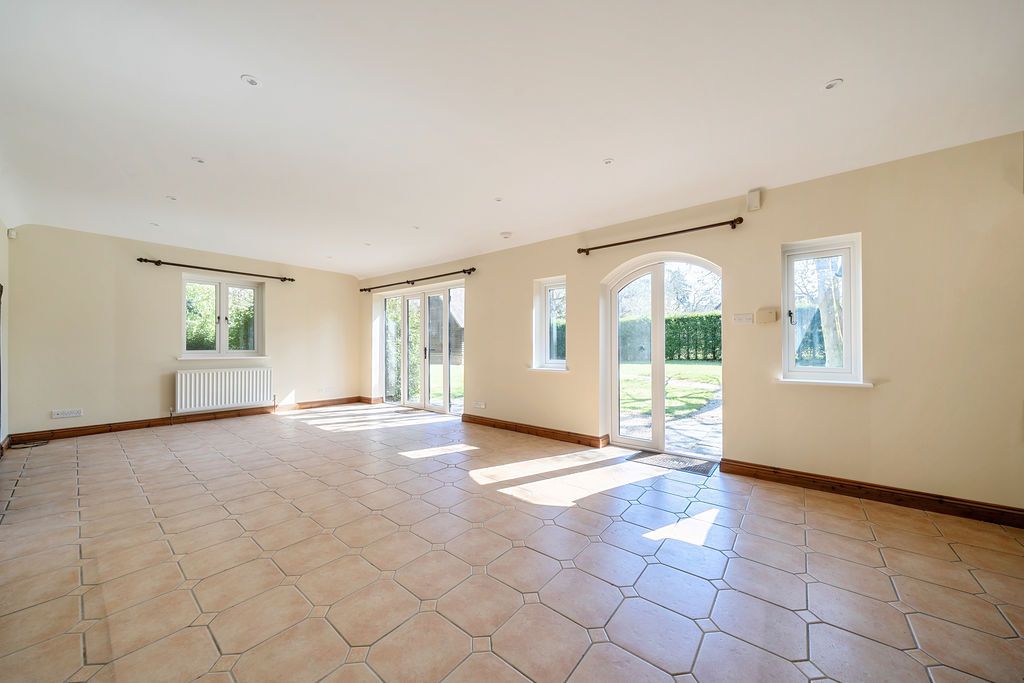 Property photo 3 of 18 Photo 7