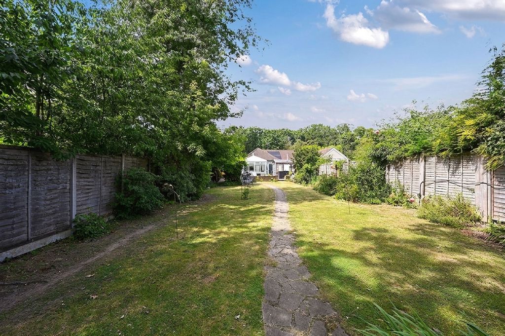 Property photo 3 of 36