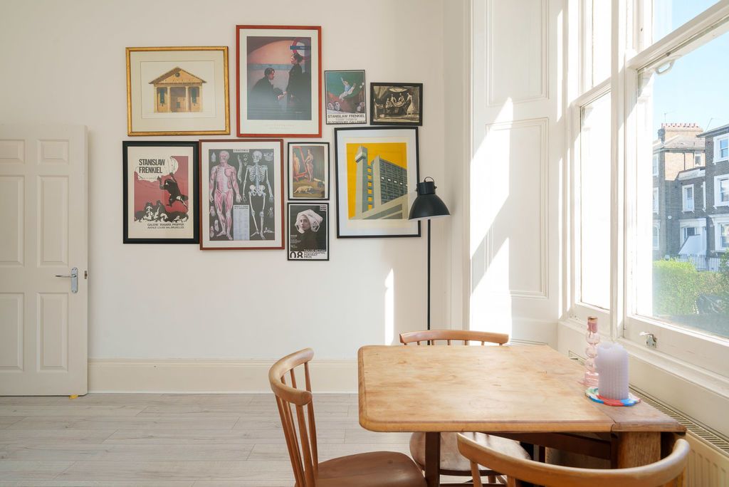 Property photo 2 of 7 Photo 2