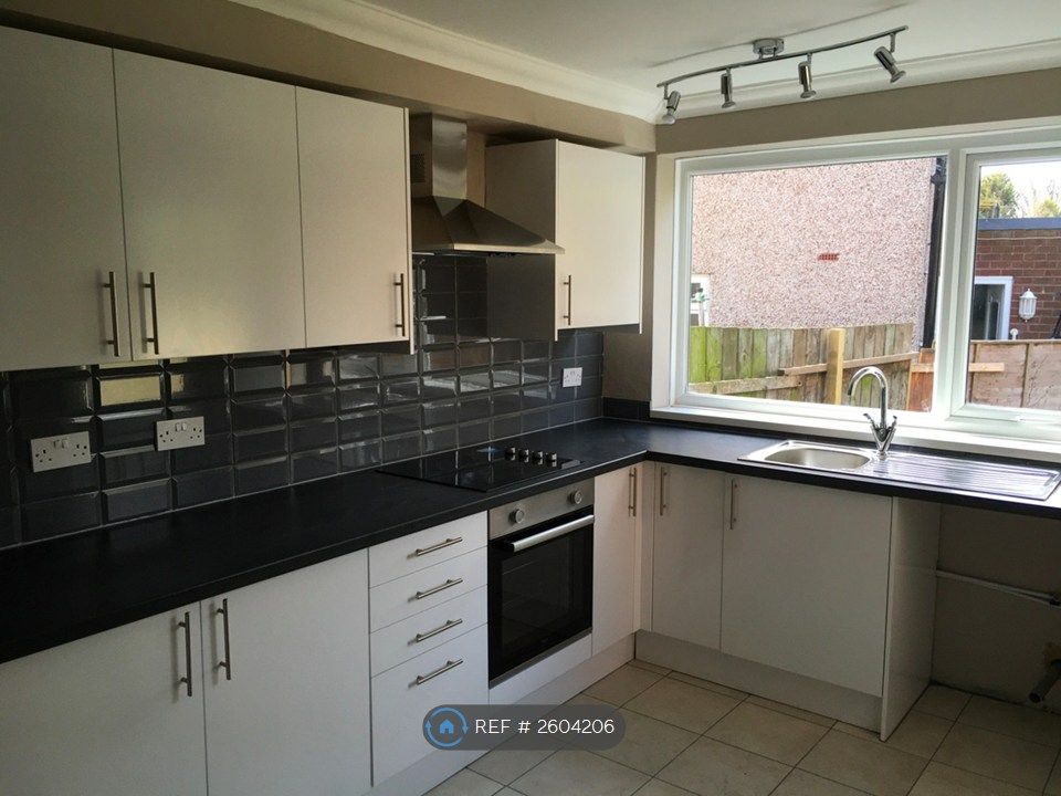 Property photo 3 of 22