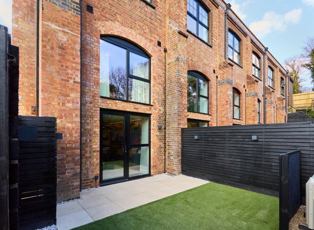Property photo 1 of 12 Plot 6 Rear
