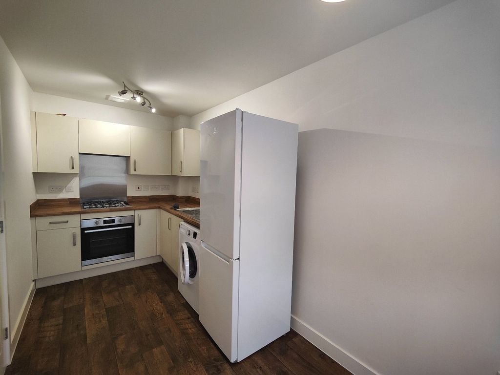 Property photo 3 of 12 Picture No. 01