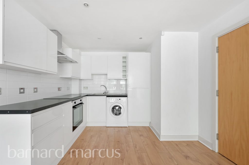 Property photo 3 of 8