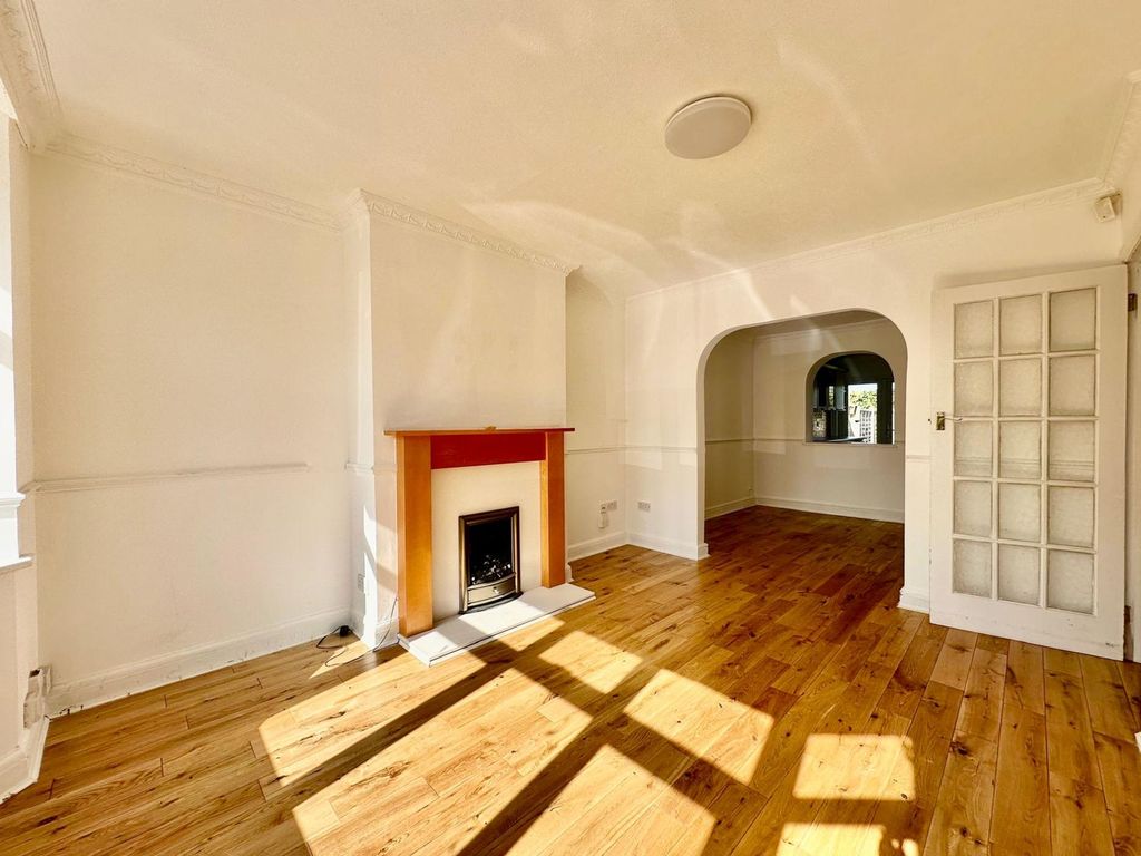 Property photo 3 of 11 Reception Room