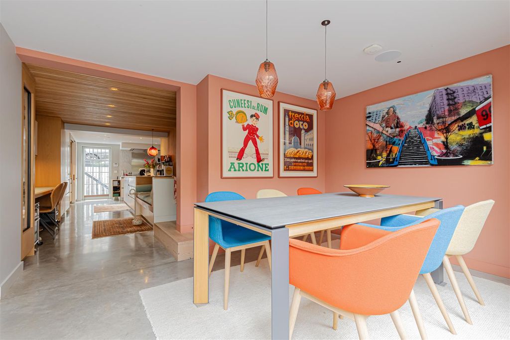 Property photo 2 of 27 Ripplevale Grove (26).Jpg