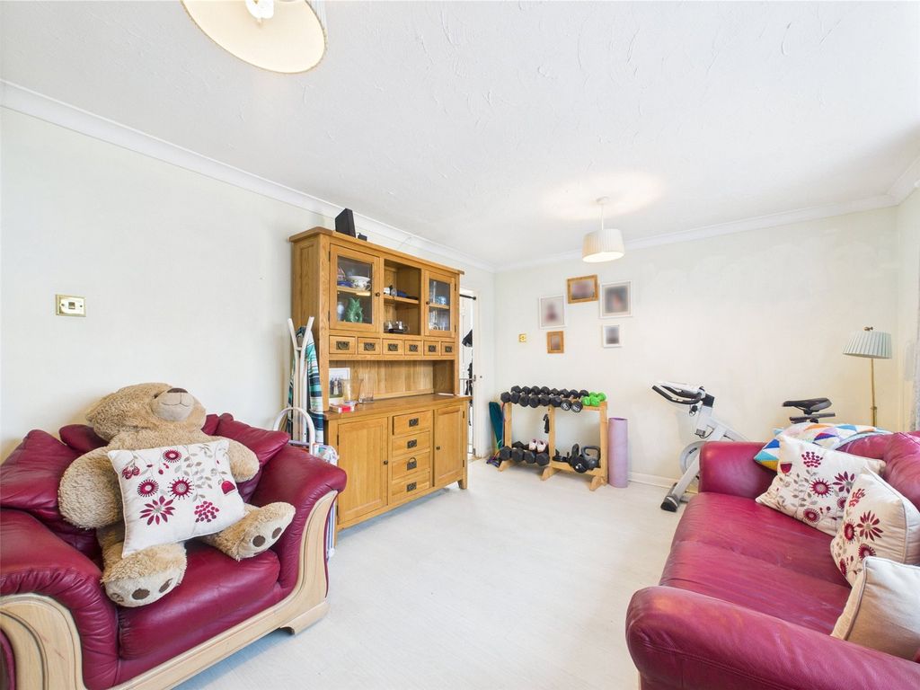 Property photo 3 of 14 Picture No. 06