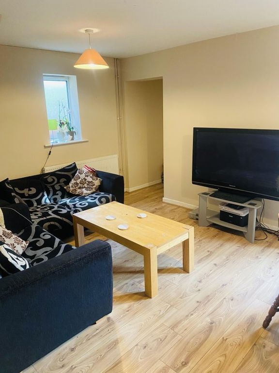 Property photo 2 of 4 915F862D-7533-40Ff-B9Ef-5F785C6D9868.Jpeg