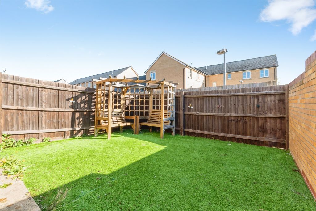 Property photo 3 of 17