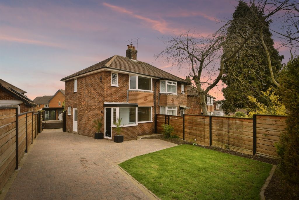 Property photo 1 of 18