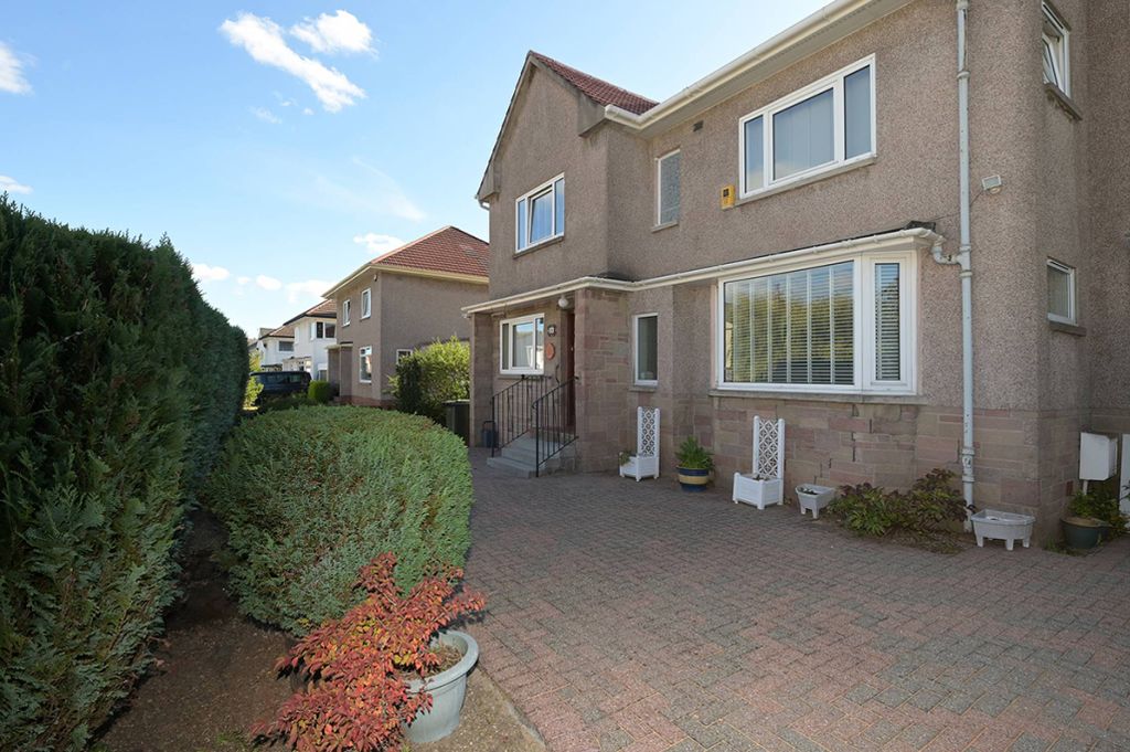 Property photo 1 of 30