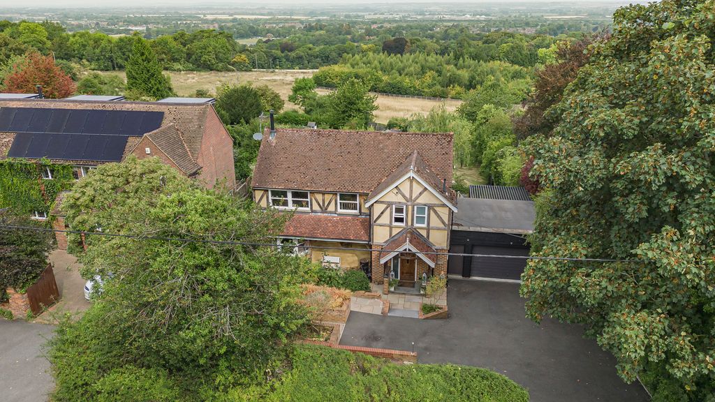 Property photo 1 of 28 Aerial