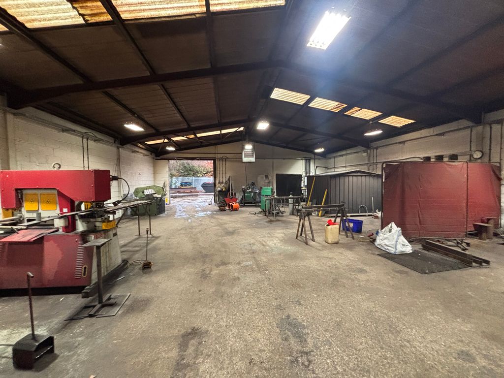 Property photo 2 of 4