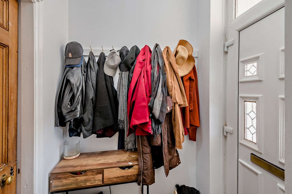 Property photo 2 of 38