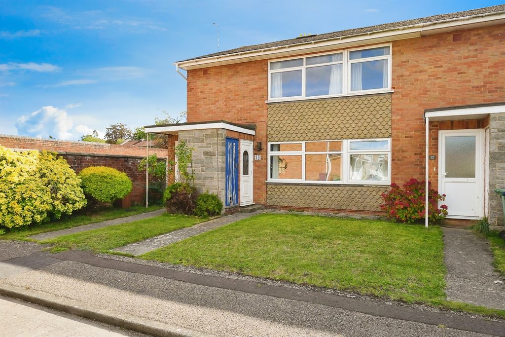 Property photo 1 of 15