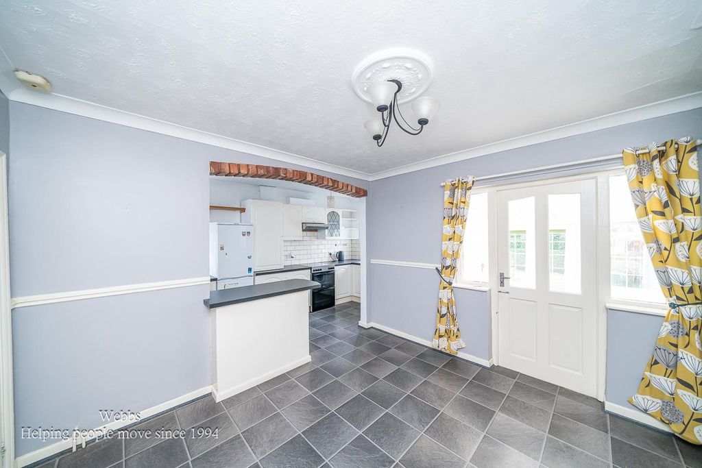 Property photo 3 of 31 Webbs-5.Jpg