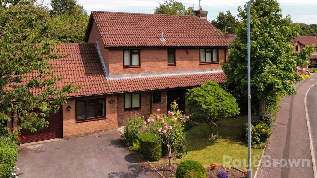 Property photo 1 of 46