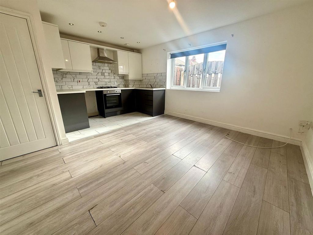 Property photo 1 of 6 Photo-2026-03-04-09-52-42 2.Jpg