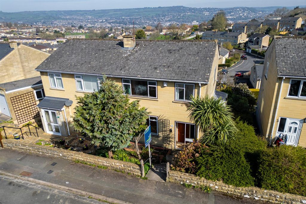 Property photo 1 of 32 9 Edgeworth Road, Southdown, Bath BA2 2Ly | Freeho