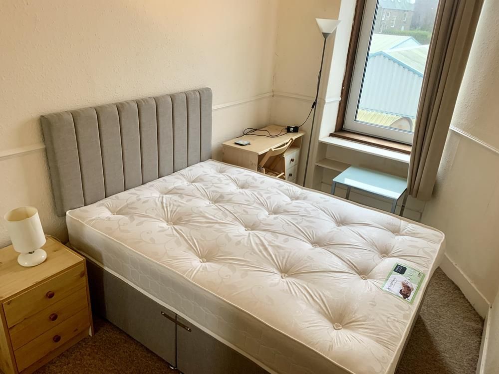 Property photo 3 of 4 Bedroom