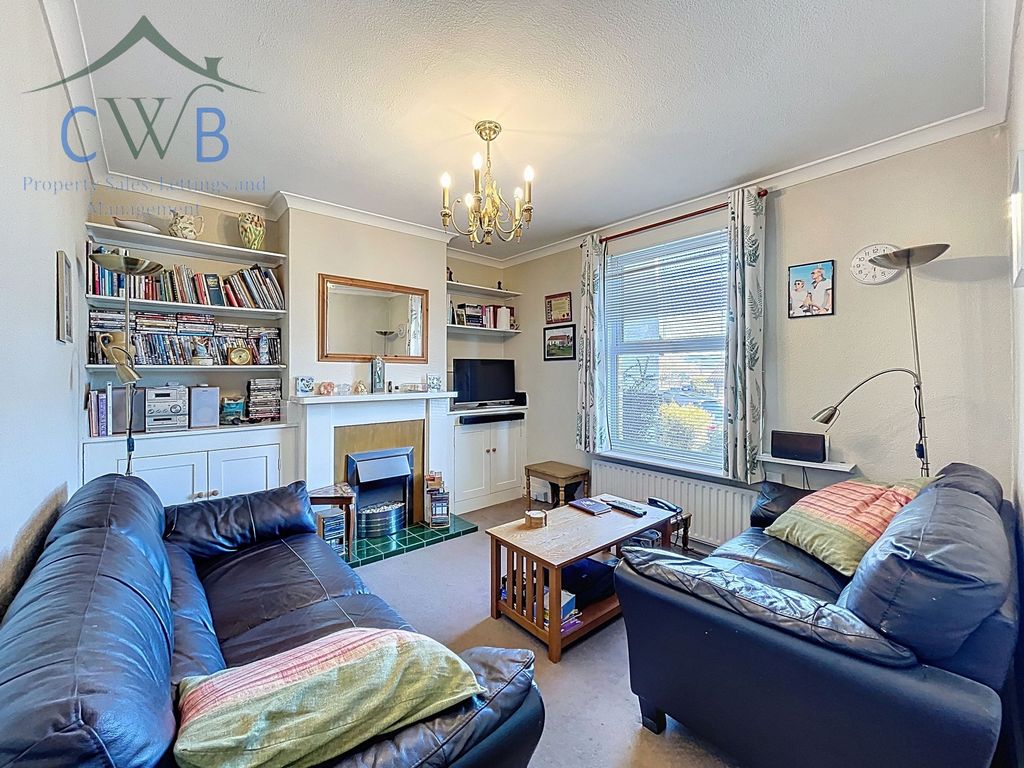 Property photo 3 of 16
