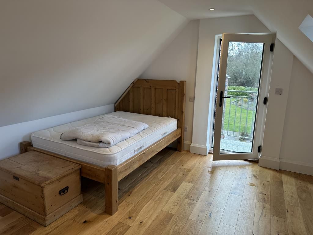 Property photo 3 of 5 Bedroom