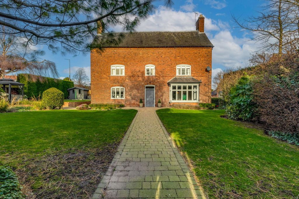 Property photo 1 of 37