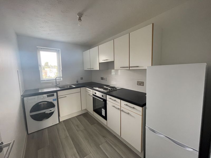 Property photo 3 of 6 Photo 12