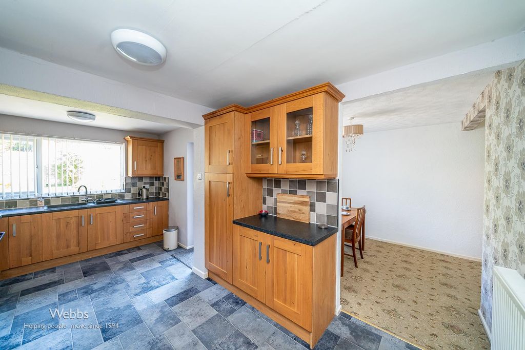 Property photo 3 of 22 Â© Webbs Estate Agents Â© (47 Of 151).Jpg