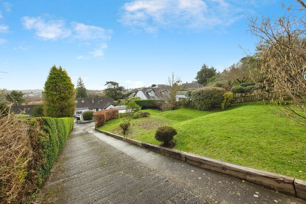 Property photo 2 of 20 Pbox-Img.Jpg