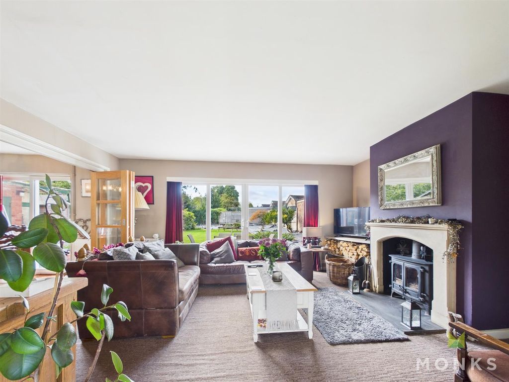 Property photo 2 of 20 Cam01348G0-Pr0762-Still013.Jpg