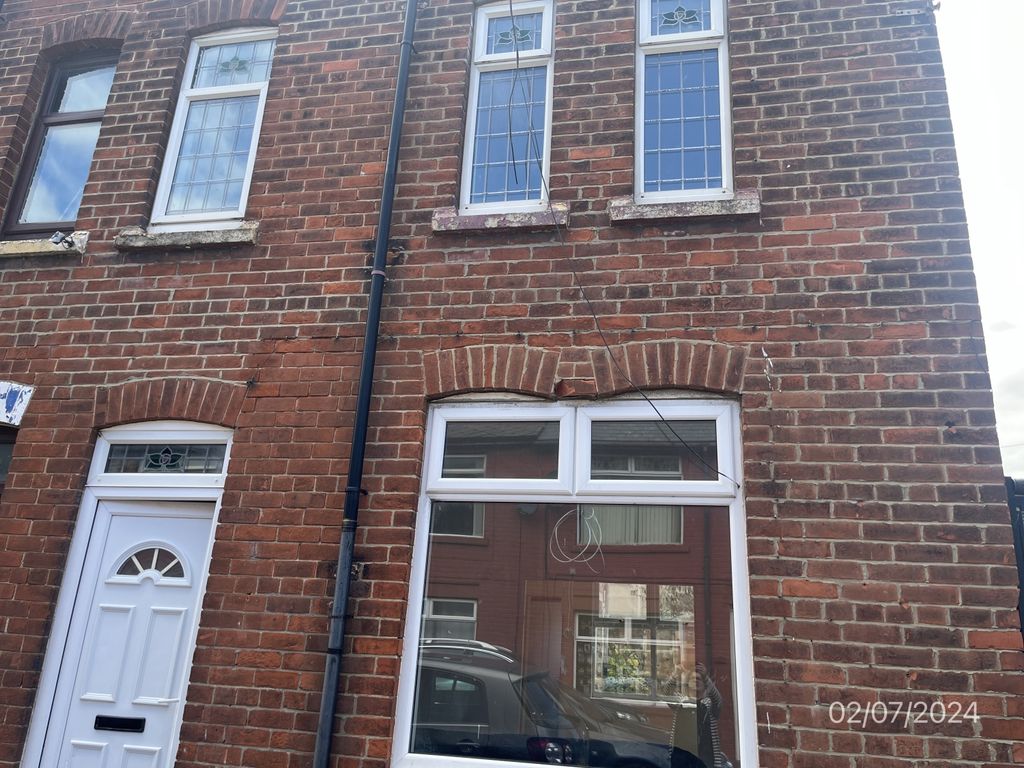 Property photo 1 of 1 4 St Oswalds Street 02.07 (29)