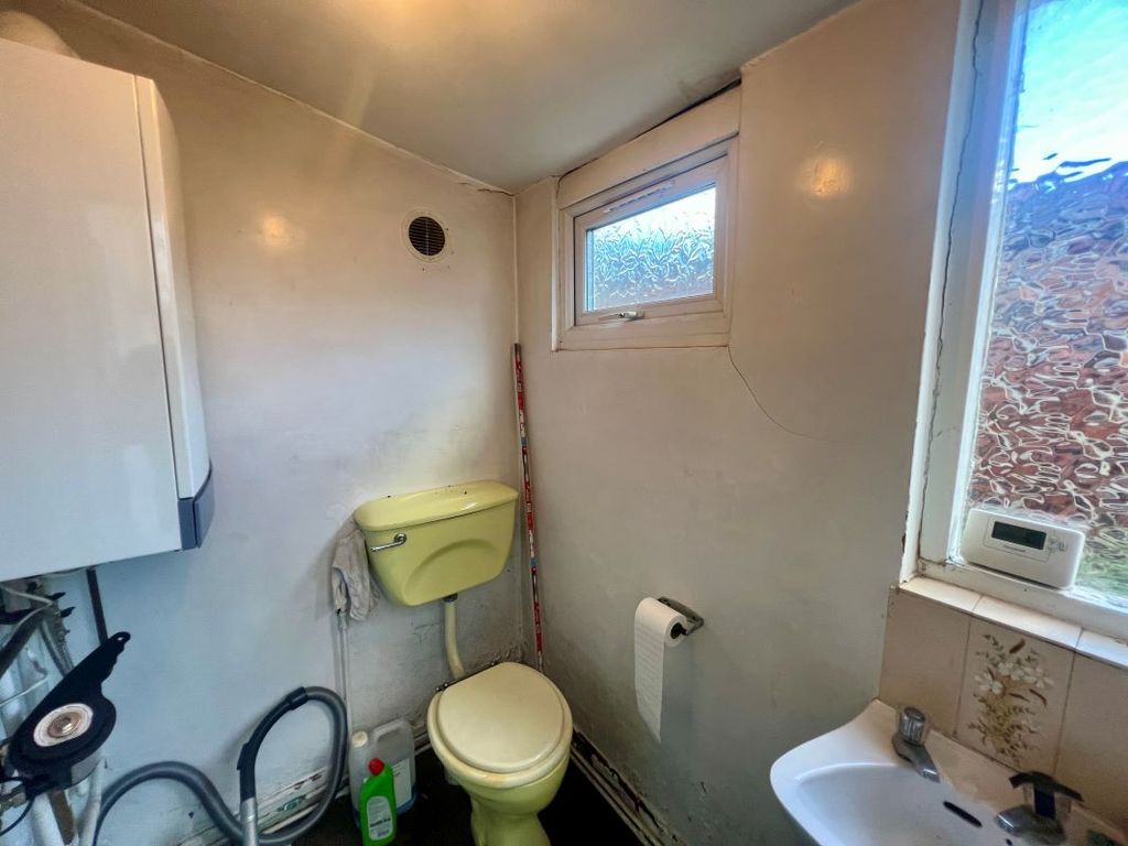 Property photo 2 of 22