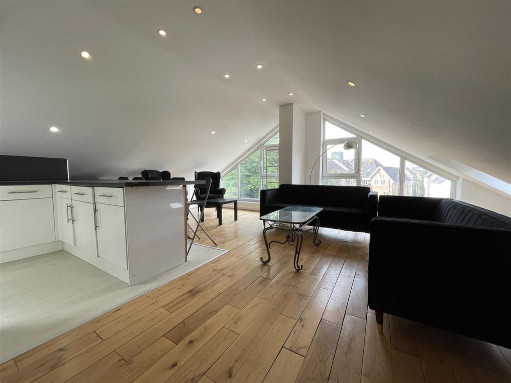 Property photo 1 of 11 Img_5351.Jpg