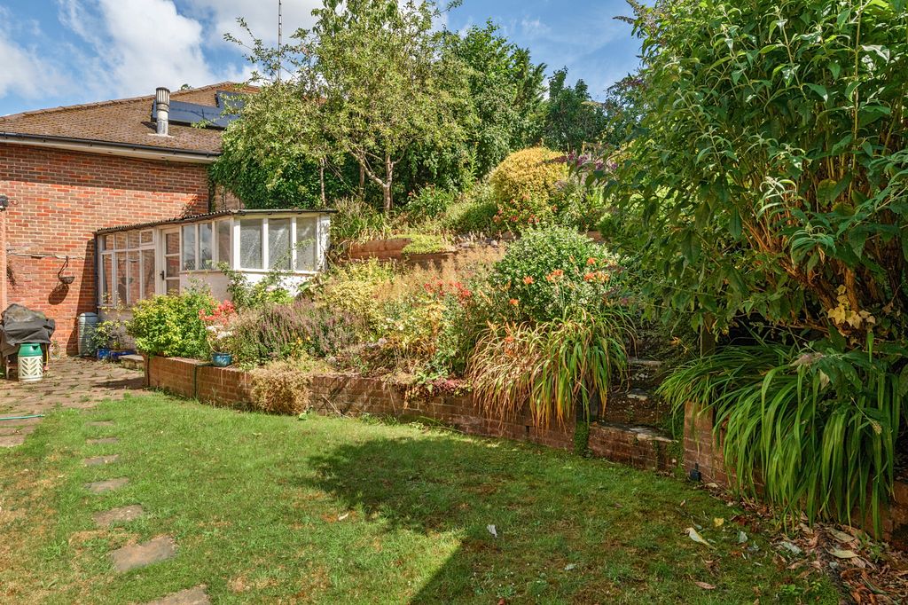 Property photo 3 of 13