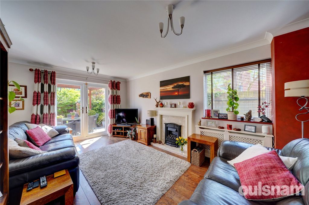 Property photo 2 of 29 Picture No. 16