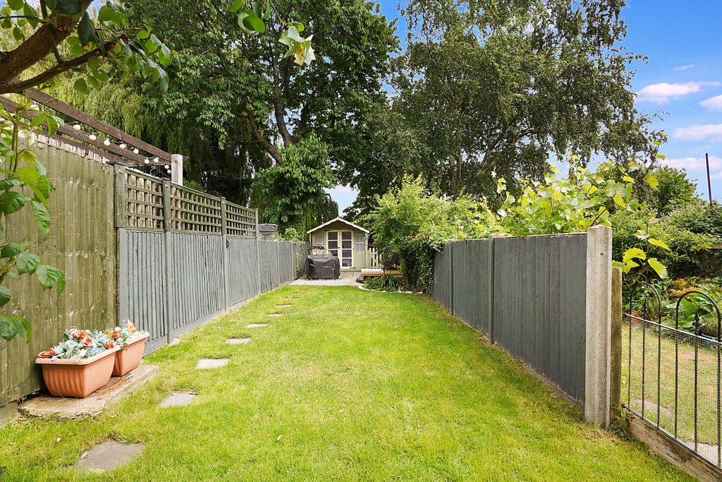 Property photo 2 of 16 3413096