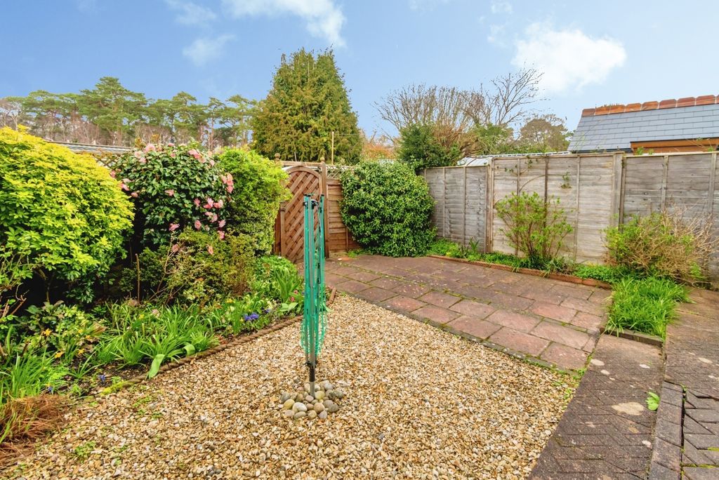 Property photo 2 of 16 Pbox-Img.Jpg