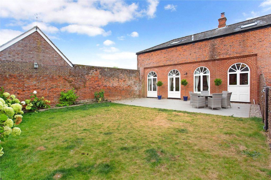 Property photo 1 of 23 76834_The-Coach-Hous
