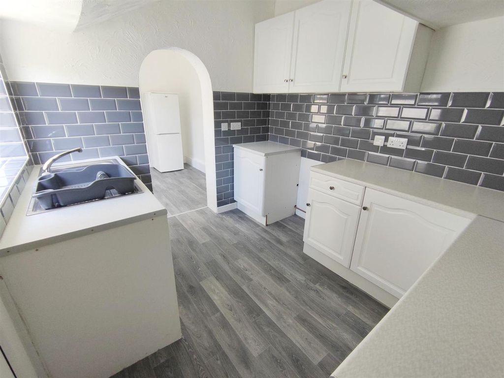 Property photo 3 of 9 Xpcodfmaqhvxyvldmx3Xqiaagyg.Jpg