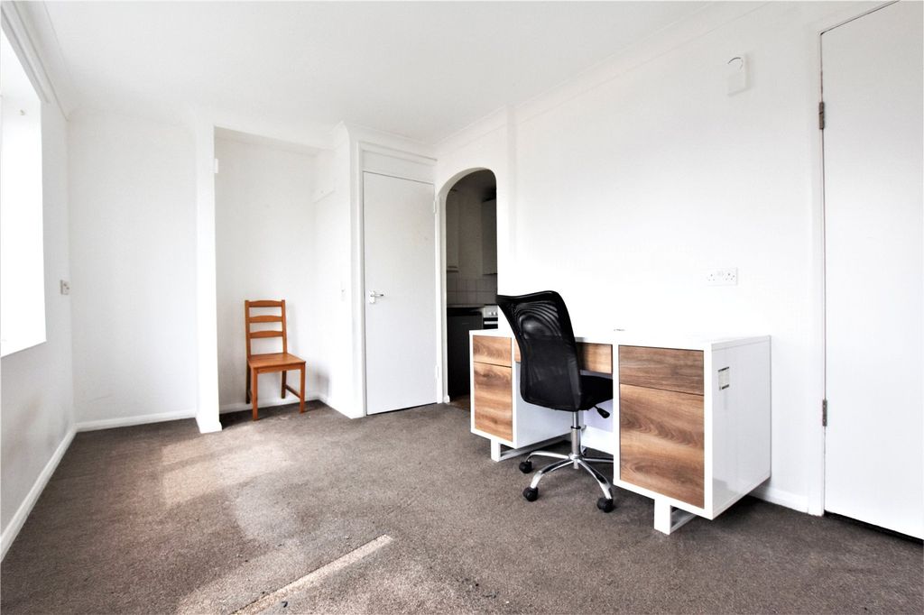 Property photo 1 of 12 Picture No. 11