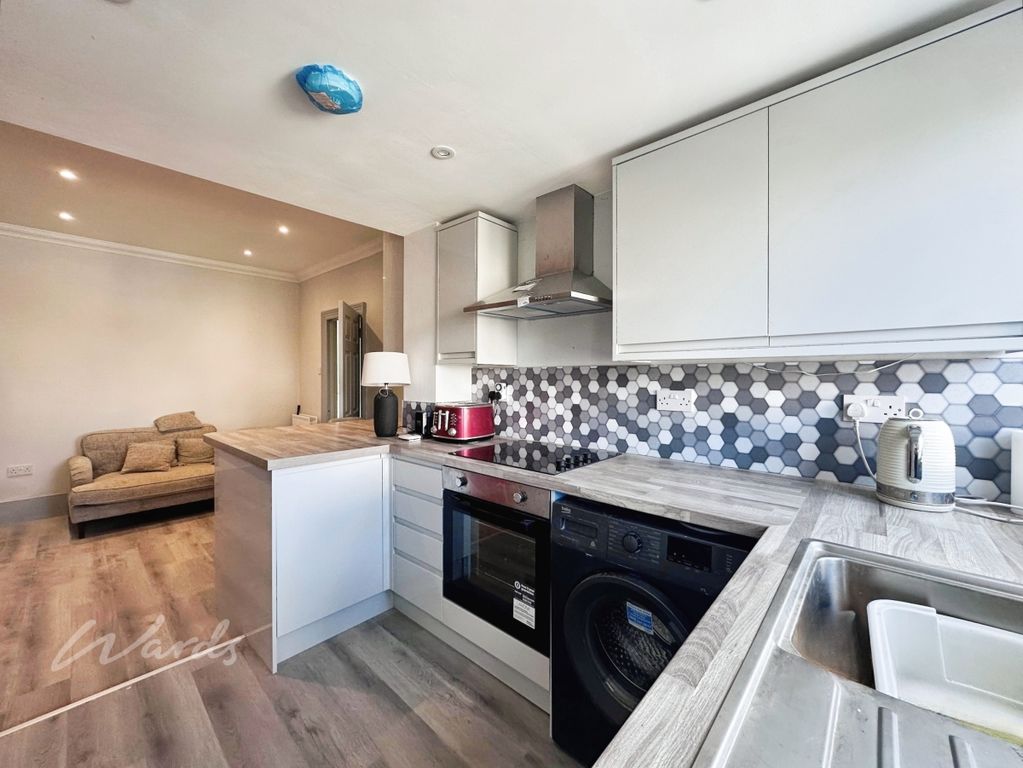 Property photo 2 of 11 Vale M Kitchen Diner