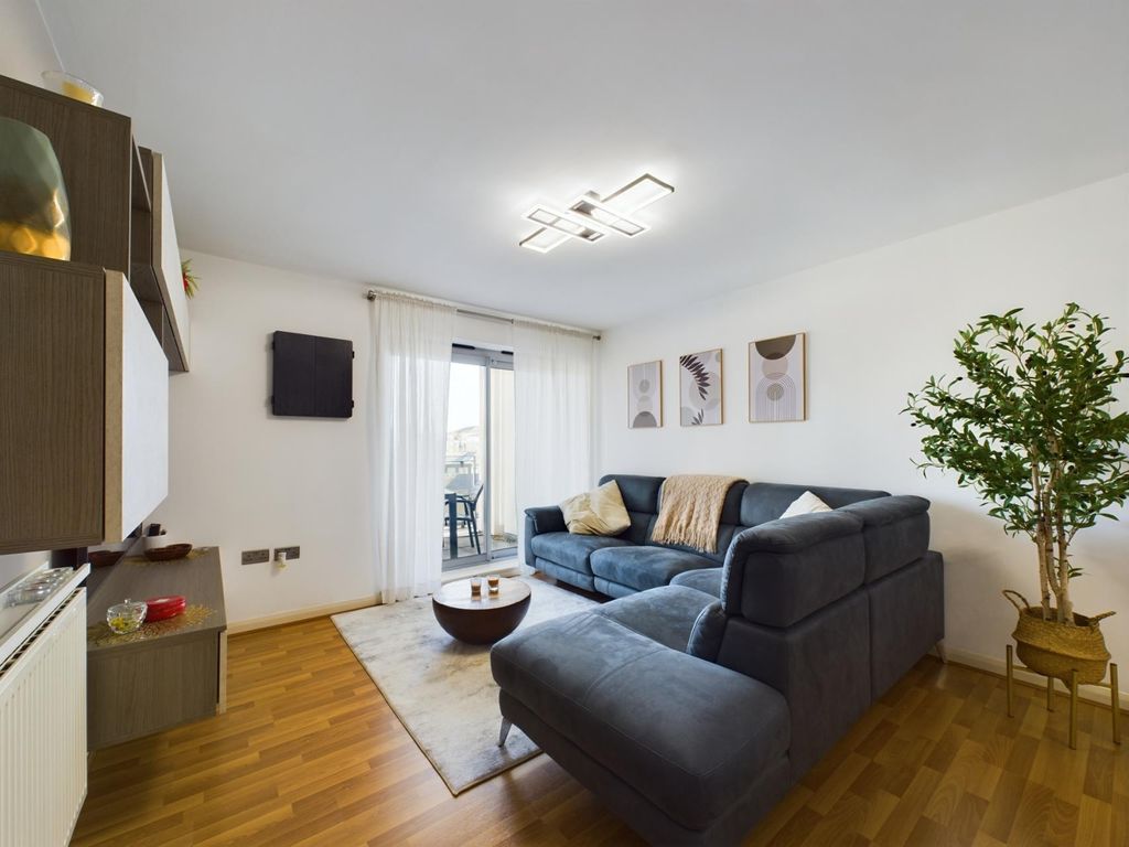 Property photo 1 of 25