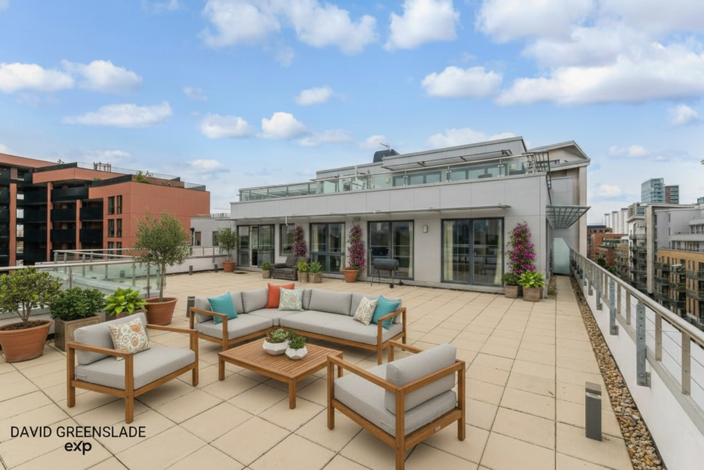 Property photo 1 of 30