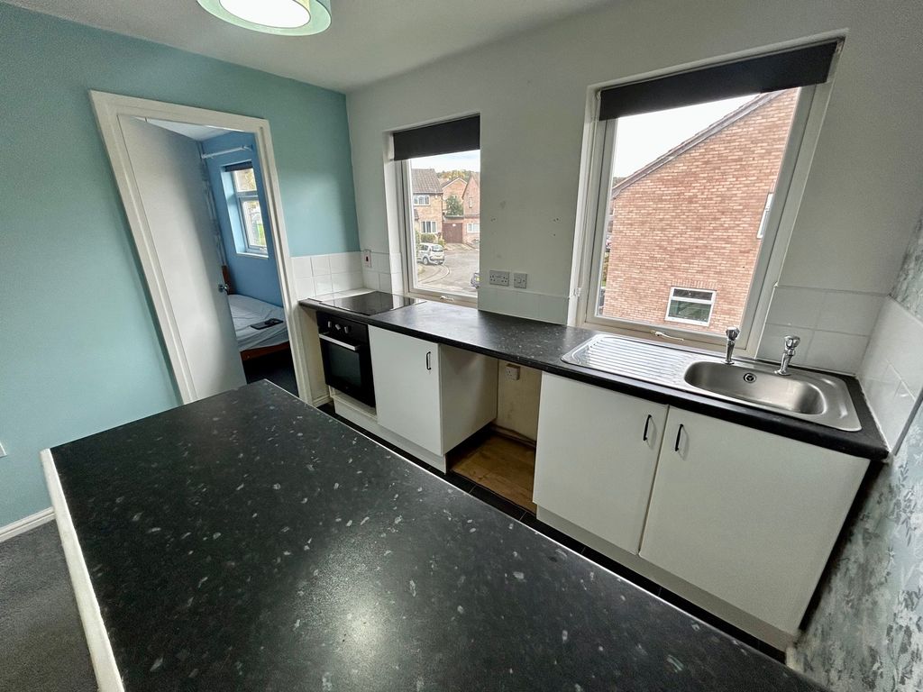 Property photo 3 of 11