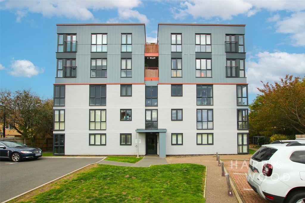 Property photo 1 of 18 Picture No. 14